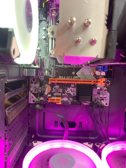 LGA 1155 CPU插槽细节