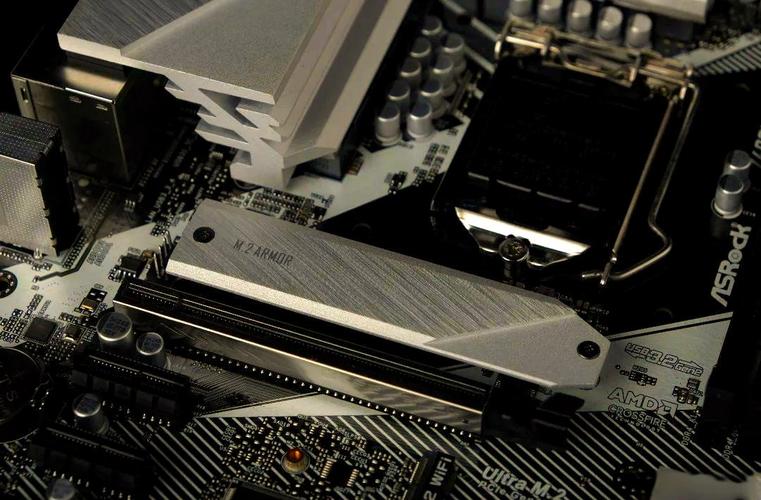 Z490 主板散热与风扇接口布局