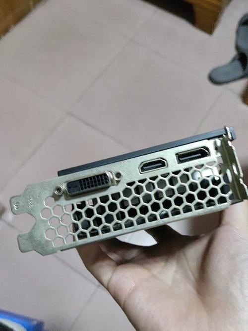 显卡核心芯片特写