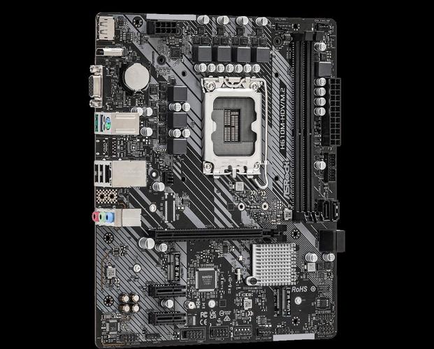 电脑主机内部散热布局