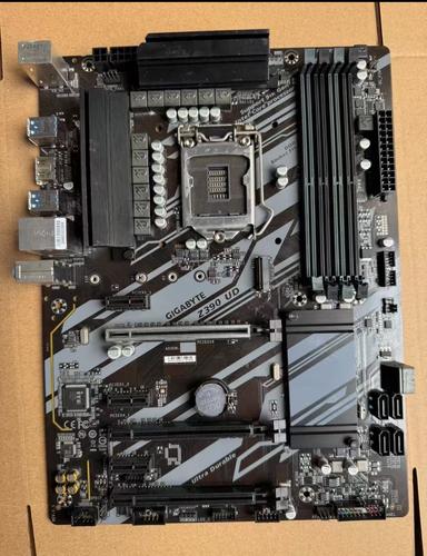 技嘉 Z890 UD 购买决策参考场景