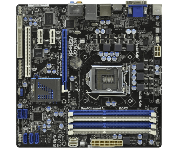 主板组装完成场景