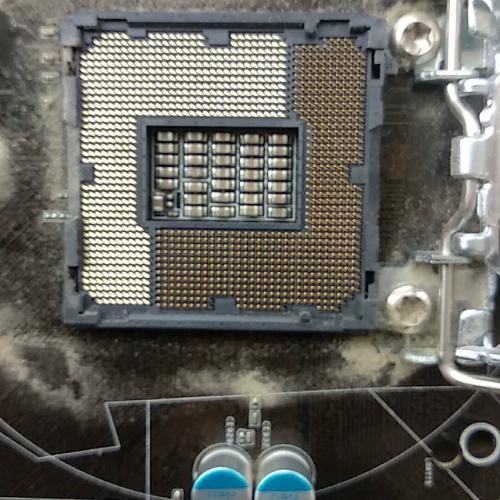 华擎H77M散热与供电区域