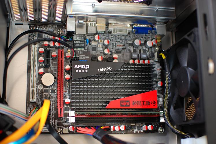 Mini-ITX cooling and power design