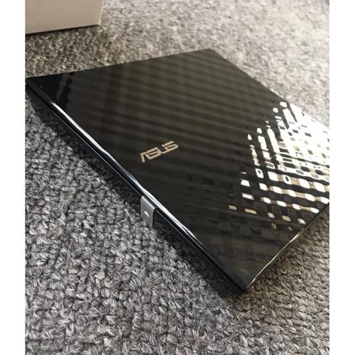 外置光驱接口和便携设计