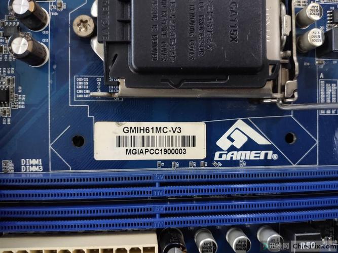 主板供电与散热布局