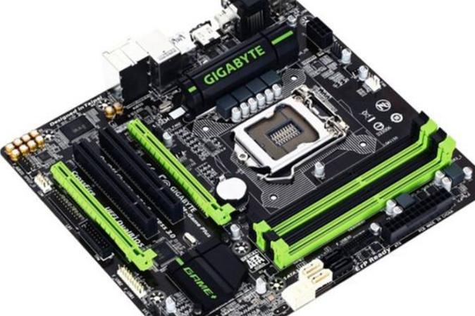 Micro ATX 主板整体设计视角