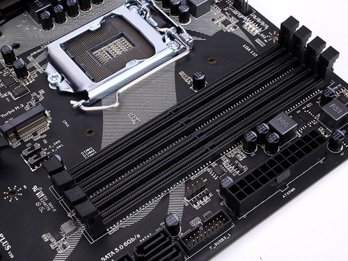 主板安装与购买决策场景