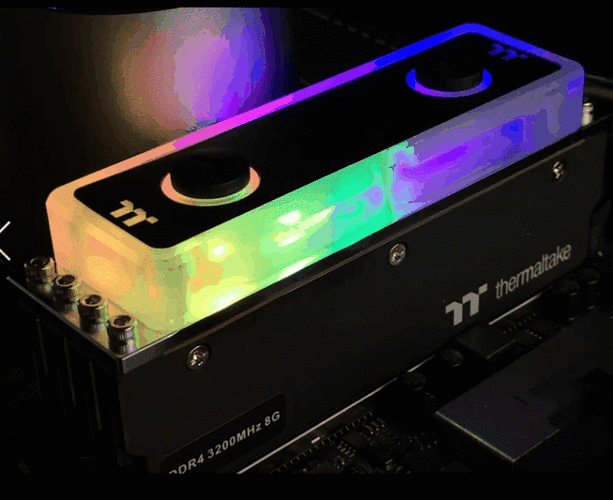 不同用户群体使用电脑的场景