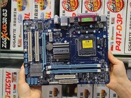 LGA 775 插槽与 Micro ATX 主板布局