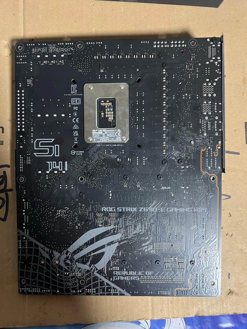 主板VRM水冷散热模块