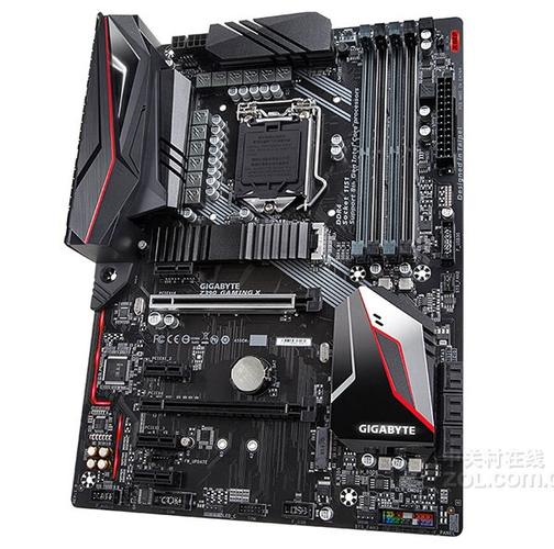 主板 CPU 散热器与 VRM 散热设计