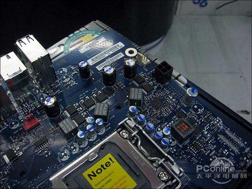 购买主板决策场景