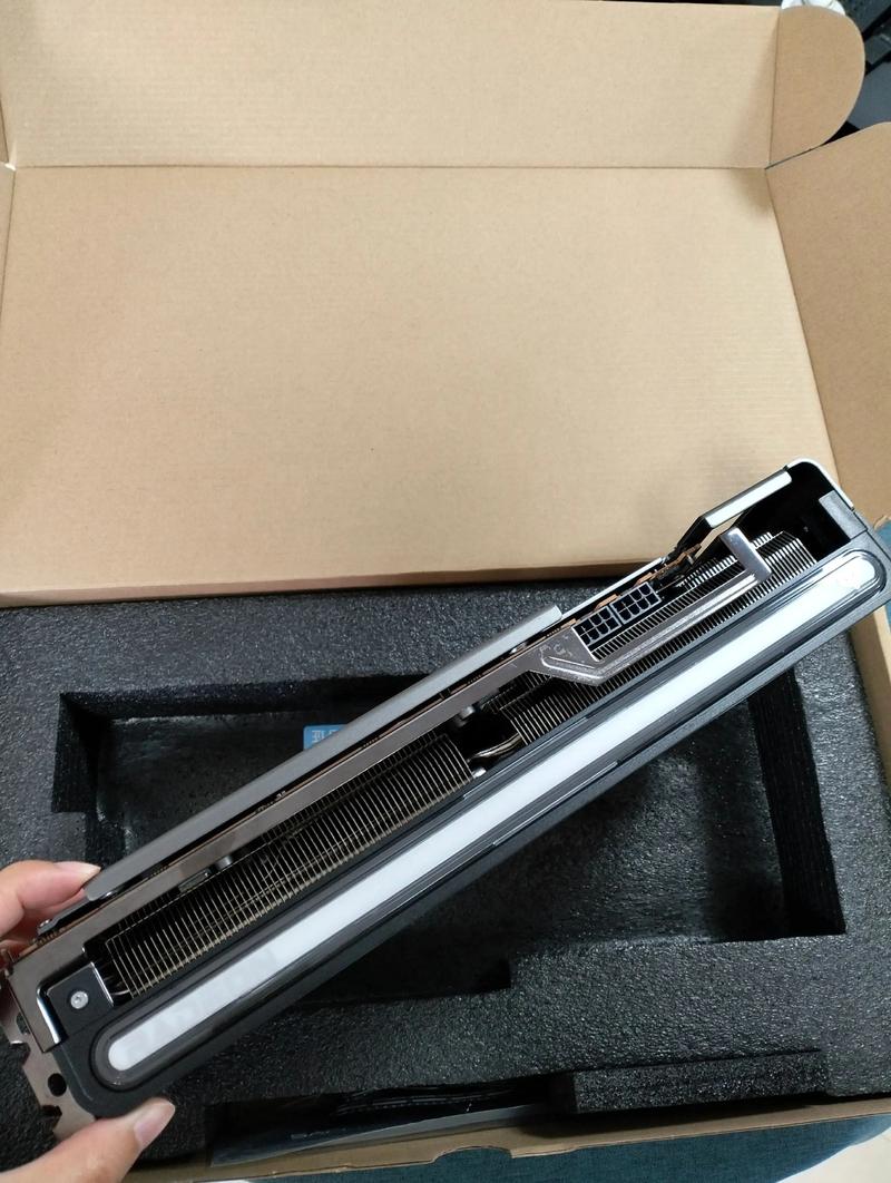 主板芯片组与规格细节