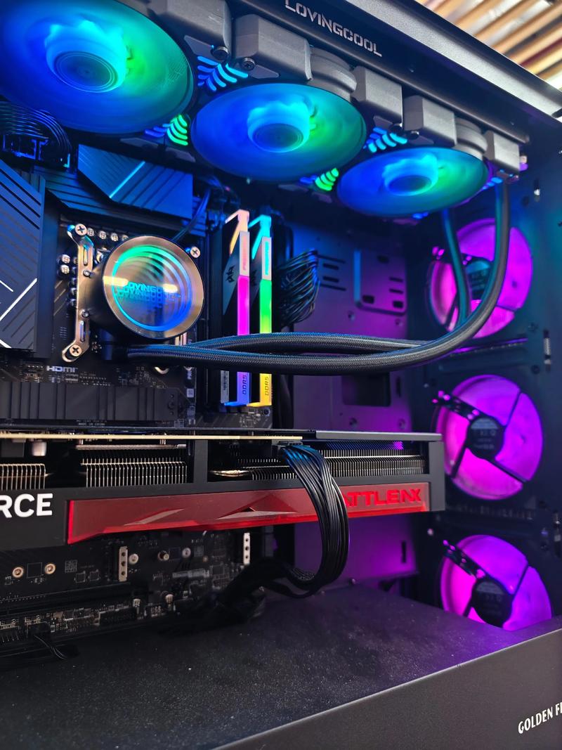 电脑硬件选购场景