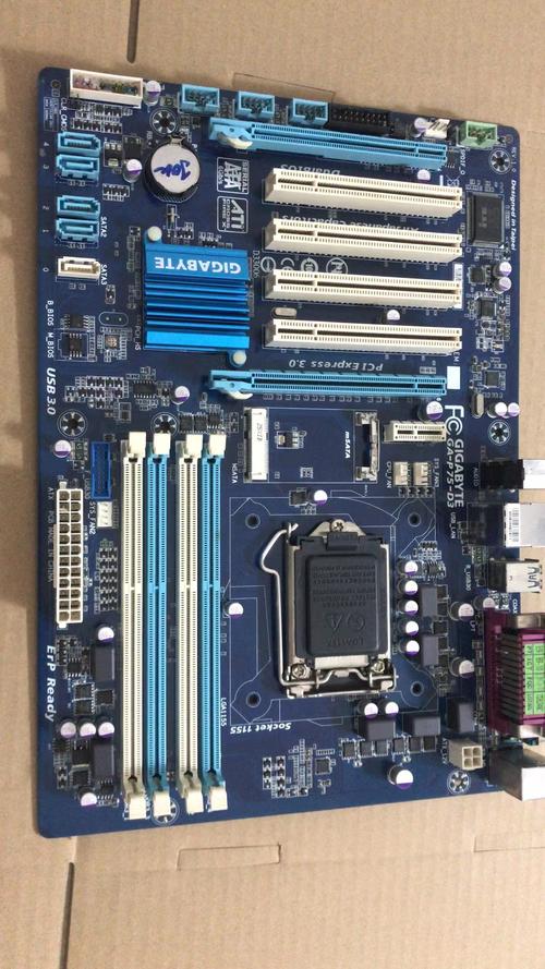 LGA 775 CPU 插槽特写