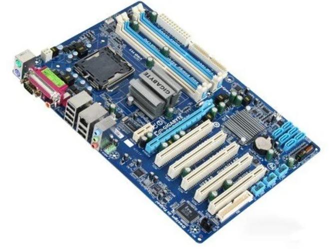 技嘉 GA-P45T-ES3G (rev.1.3) 深度评测：经典 Intel P45 主板重温 LGA 775 时代
