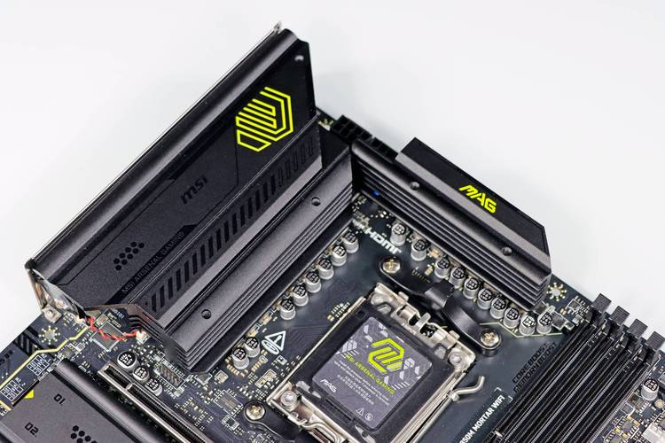 AMD Ryzen 处理器搭配主板