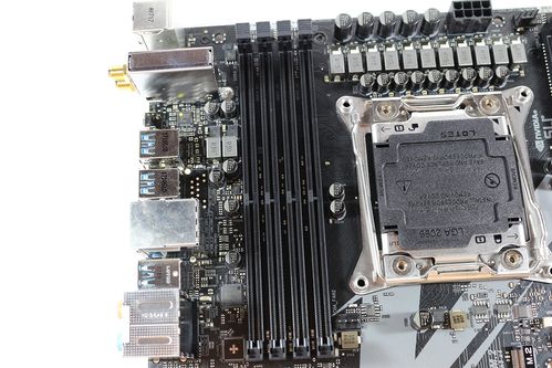 主板电路板细节