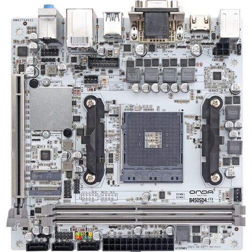 DDR4内存插槽和PCI-E扩展