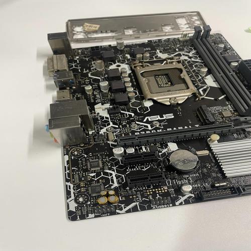 CPU散热器与主板功耗区域