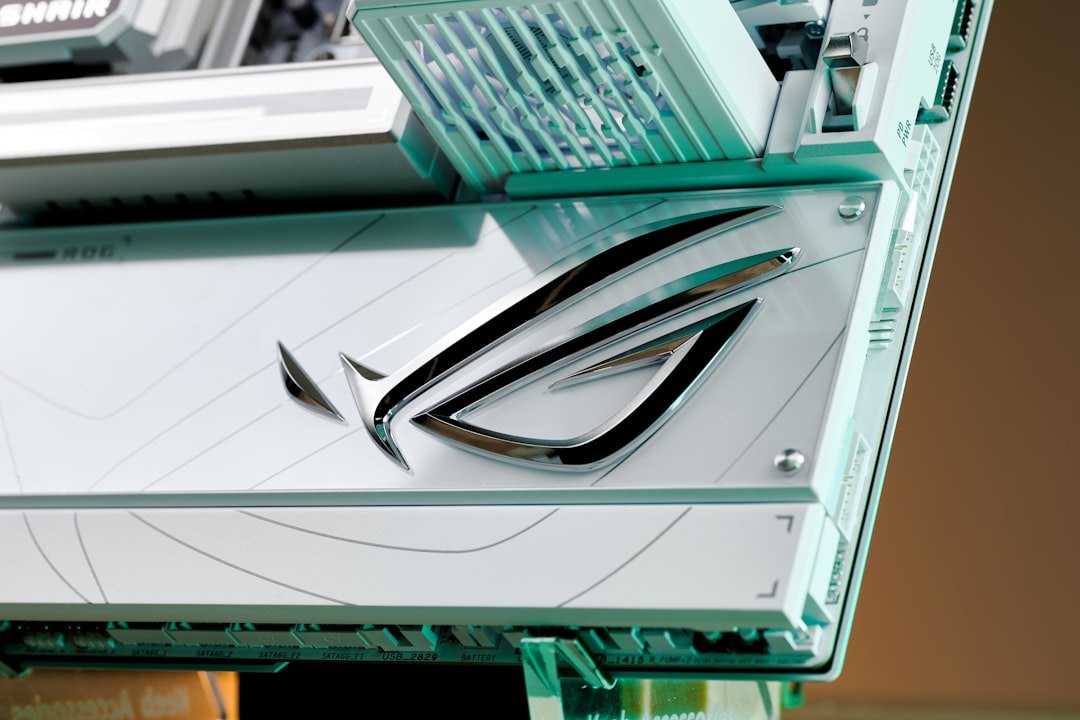 RGB照明游戏主板细节