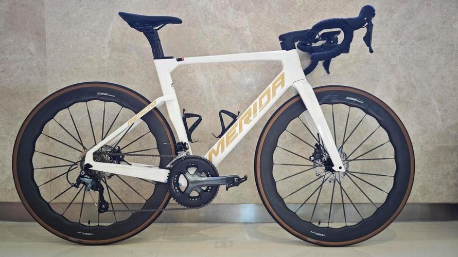 硬件散热片特写