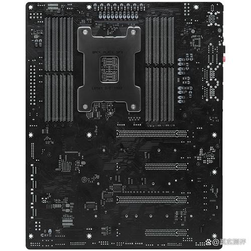 高端主板散热风扇运行状态