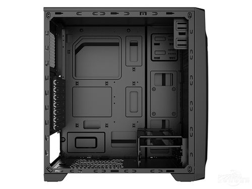 电脑主板安装在机箱内，展示兼容性和扩展槽