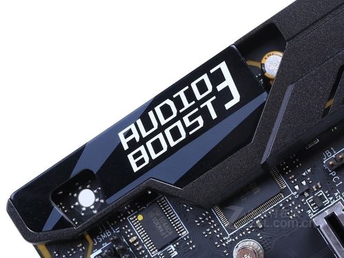 主板散热系统细节