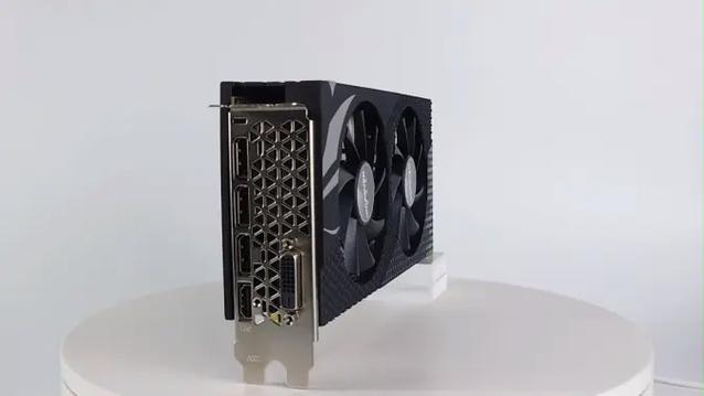 发行者RX580 8GB天渊显卡评测：四接口高性价比之选