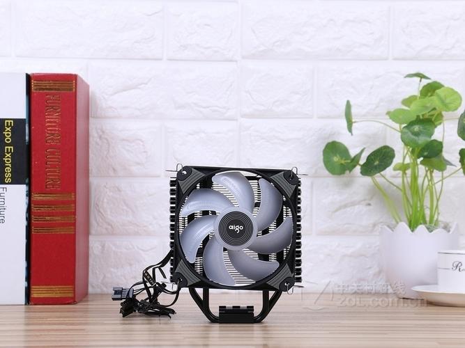 不同电脑硬件配件摆放选择