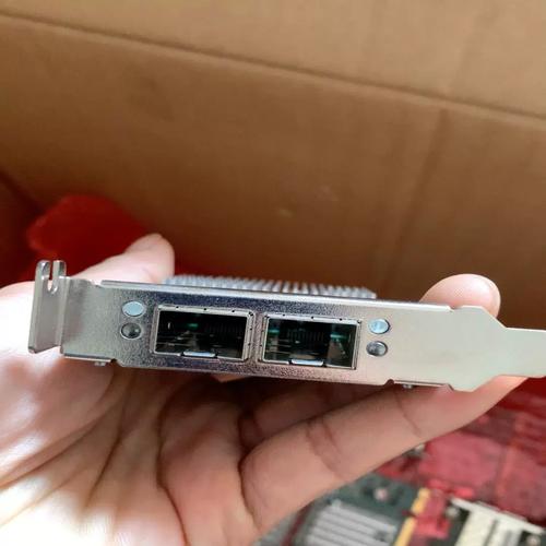 芯片和电路板细节