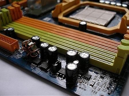 电脑主板功耗散热细节