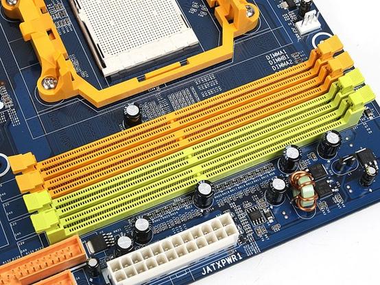 ATX主板电路板细节特写