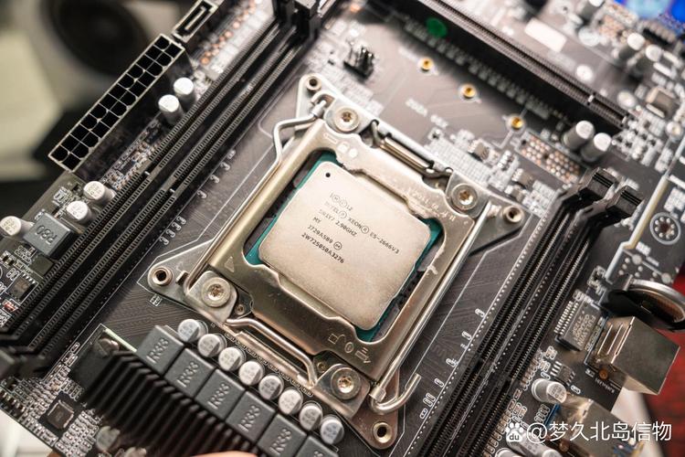 计算机主板散热风扇与 heatsink