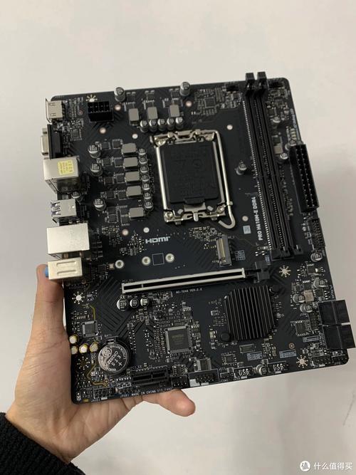 主板核心规格与芯片细节