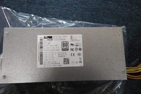 电源内部结构与接口布局