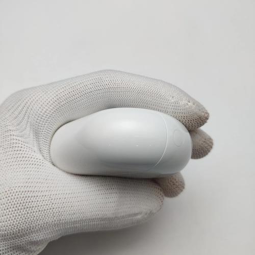 机箱在桌面环境中的摆放效果