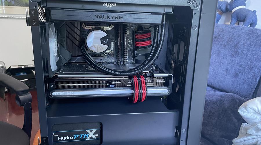 计算机散热风扇和水冷系统