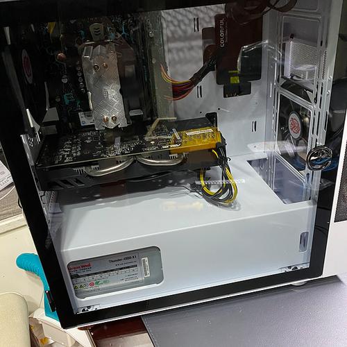 计算机主板和扩展插槽特写