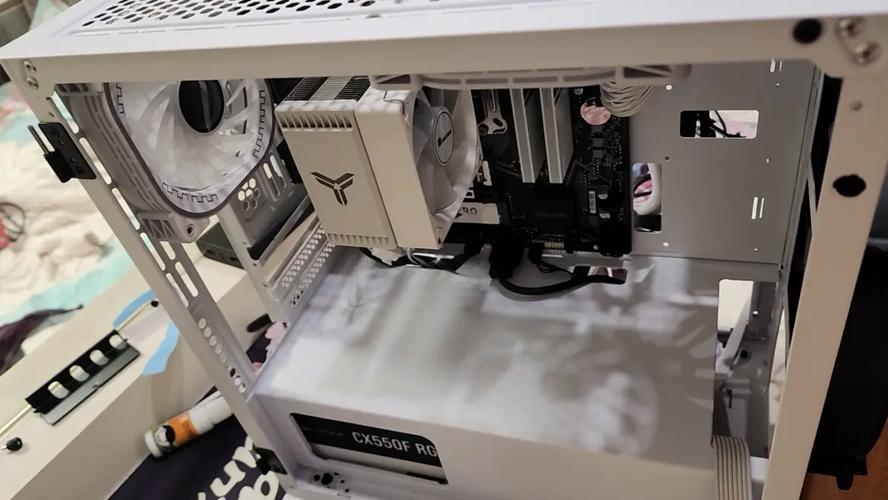 机箱内部风道示意图