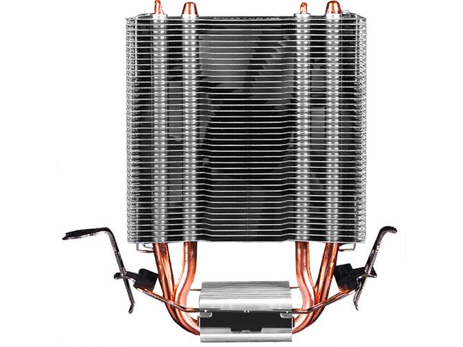 电脑散热测试场景，展示温度监控