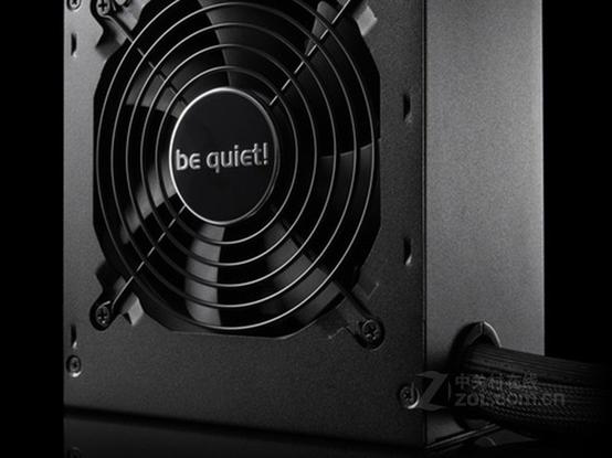 电脑电源内部组件展示