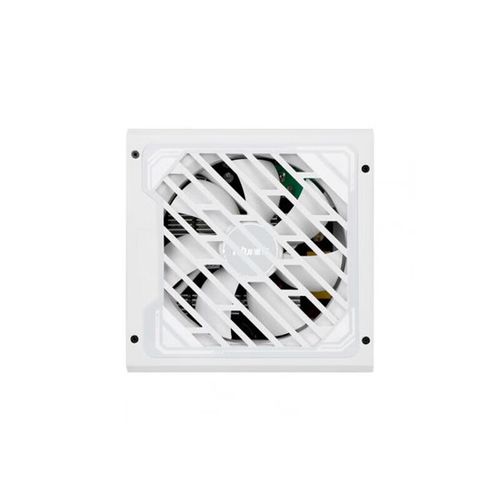 白色电源安装在主机中的整体效果