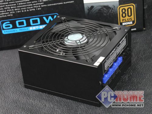 完整电脑硬件配置展示