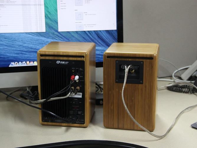 声擎W3 vs 森然M-live！（套装）深度对比