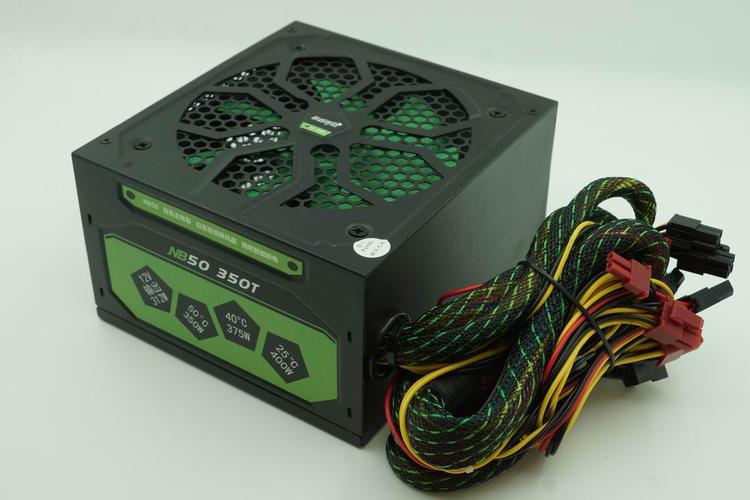 电源风扇与线材细节展示