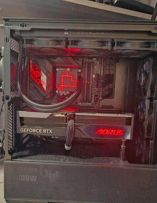 高性能PC电源在系统中的表现