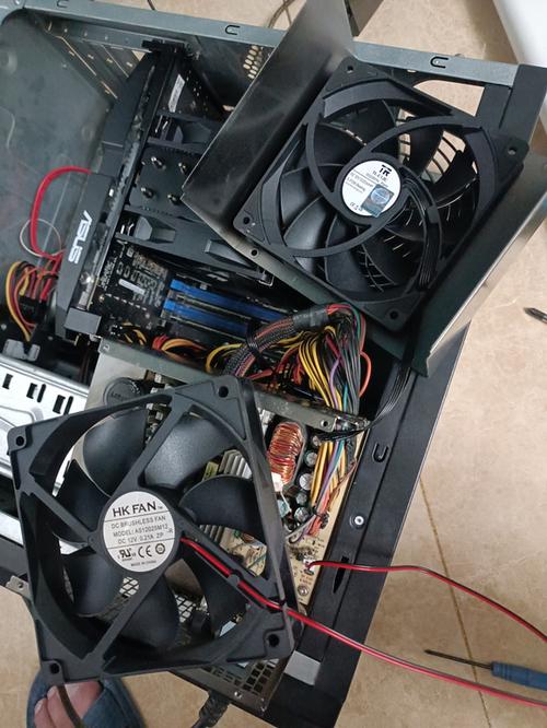 电源风扇散热特写